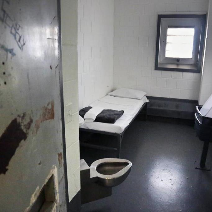 New York state prisons violate solitary confinement rules, judge says